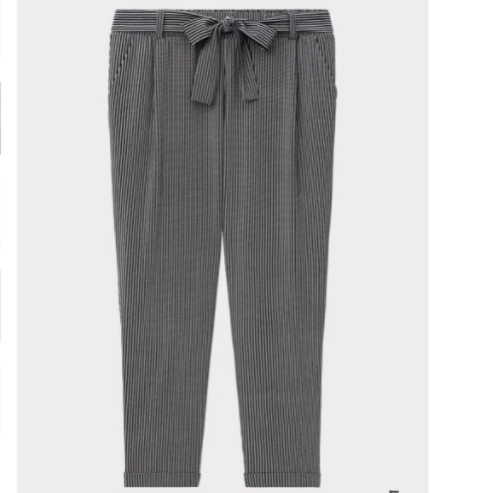 TORRID BLACK & WHITE PINSTRIPE CREPE SELF TIE TAPERED PANT